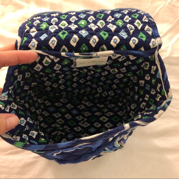 EUC Vera Bradley lunch sack - Picture 3 of 3